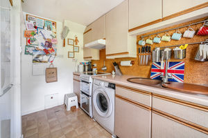 Kitchen- click for photo gallery